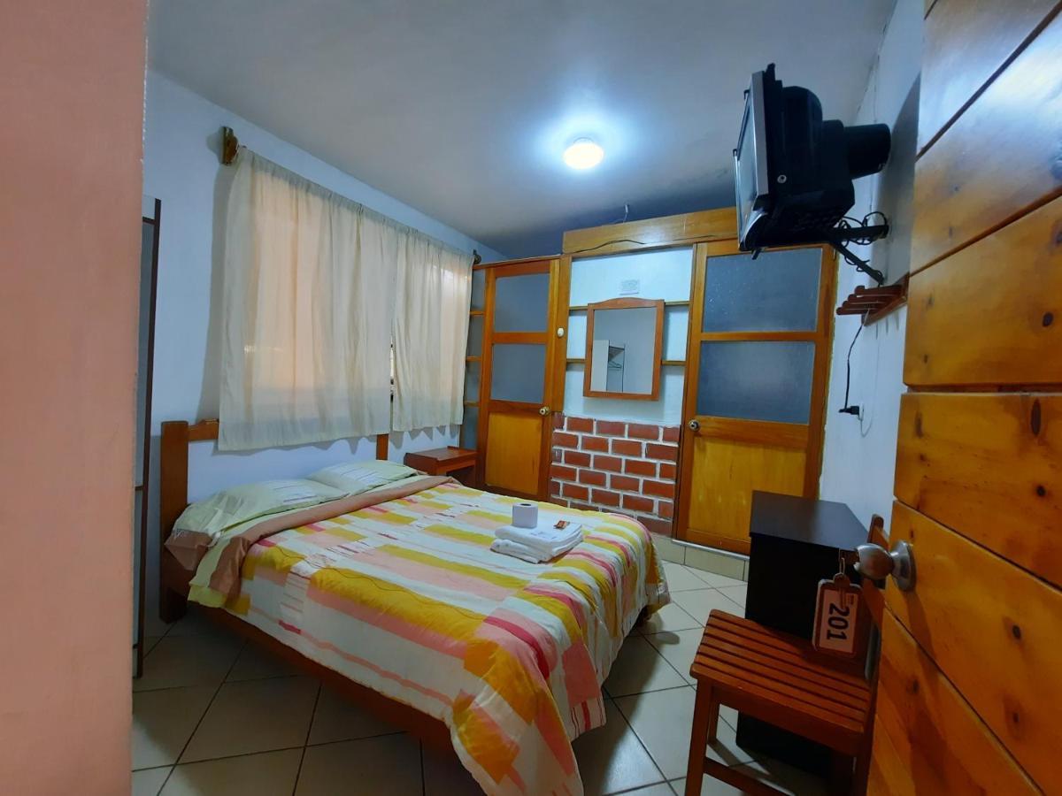 Hostal Dulzura Caraz Ngoại thất bức ảnh